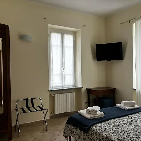 Il Sogno Di Jo A 50 Mt Dal Mare ゲストハウス 3*